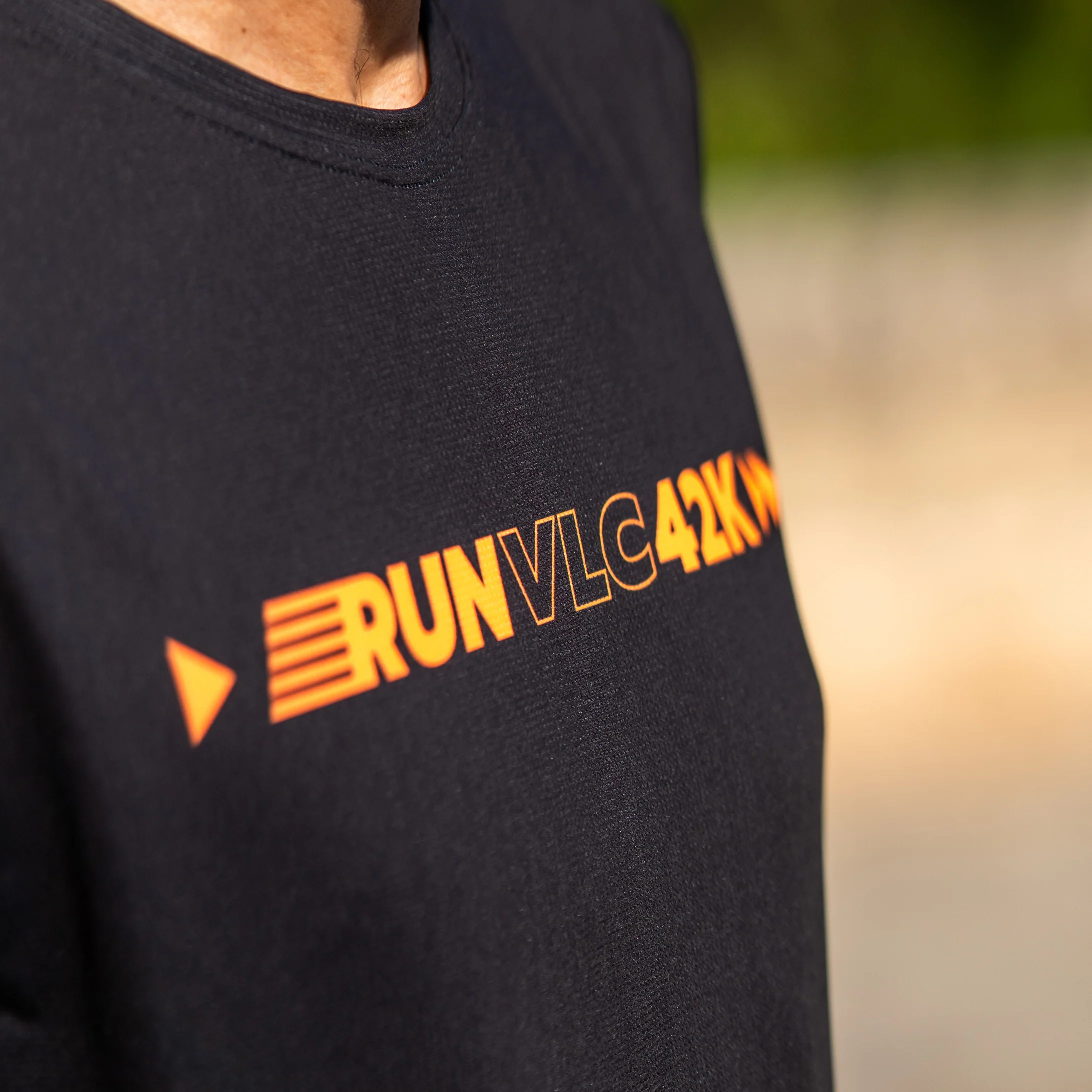 RUNVLC 42K - Running T-Shirt Manga Corta - Image 3